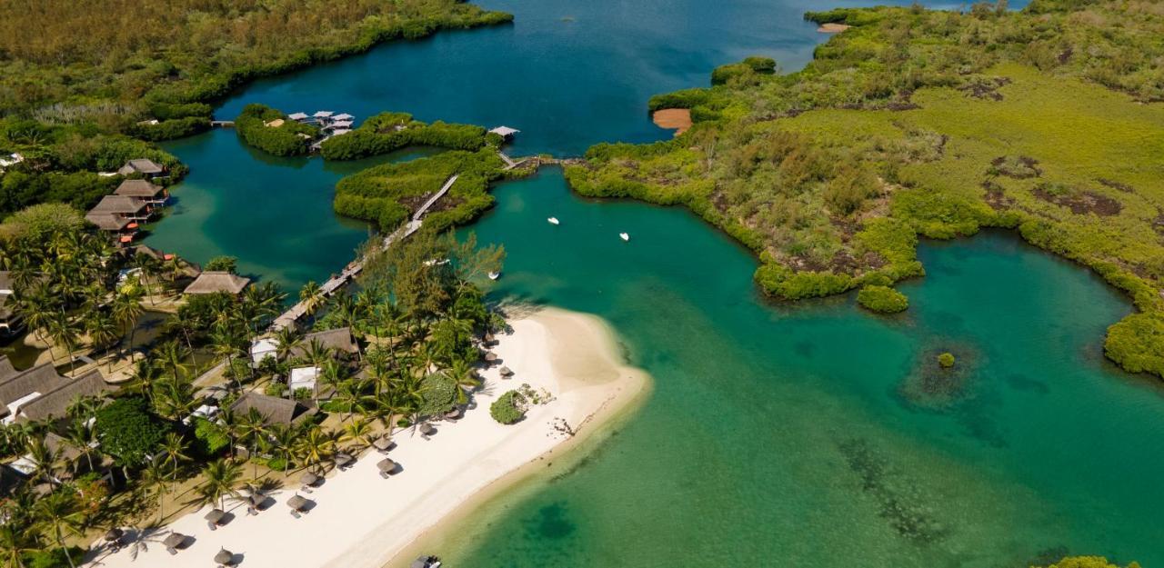 Constance Prince Maurice Poste de Flacq Exteriör bild Aerial view of the island