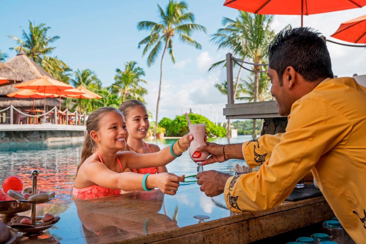 Constance Prince Maurice Poste de Flacq Exteriör bild Fishing at the resort