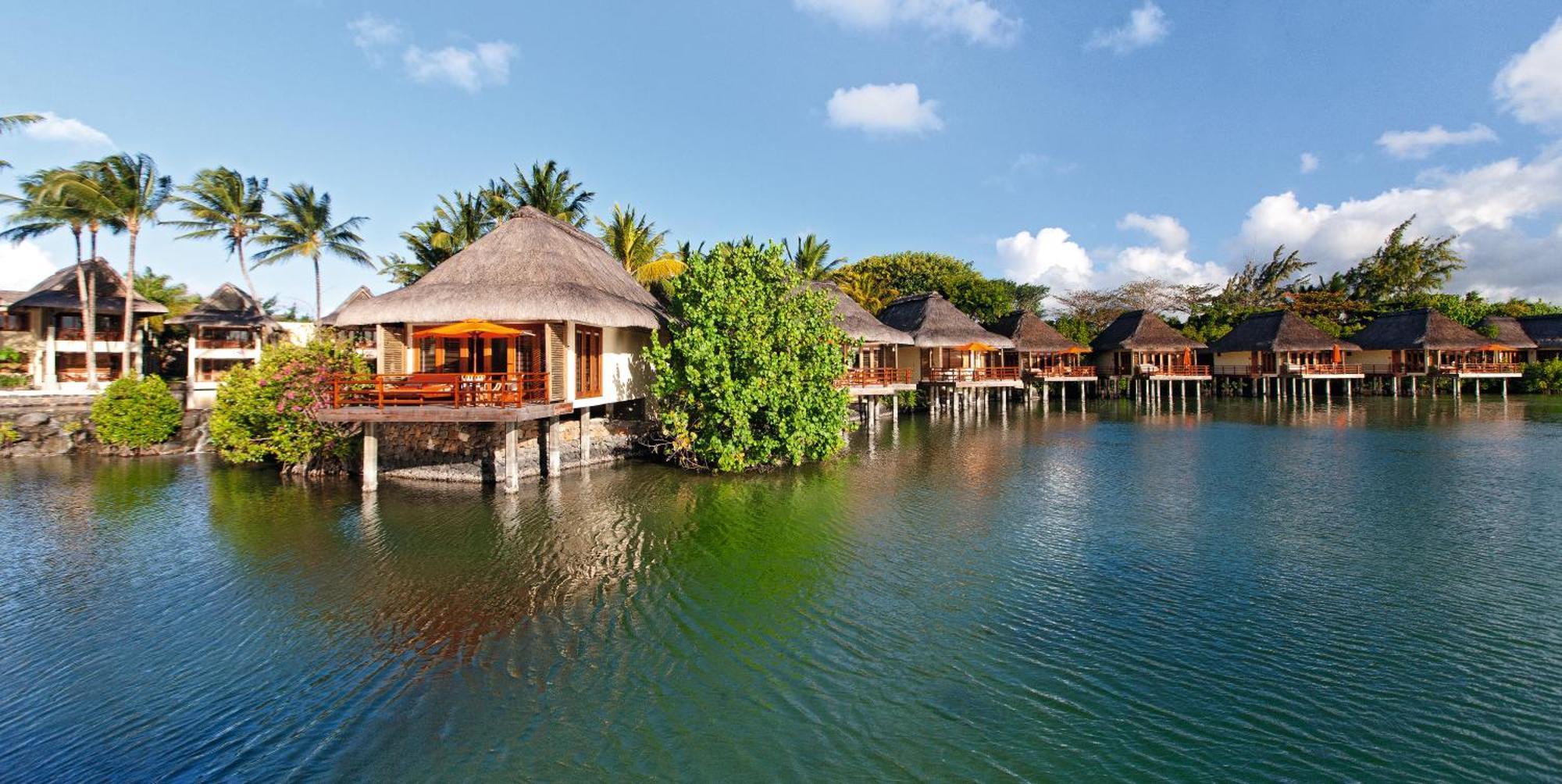 Constance Prince Maurice Poste de Flacq Exteriör bild Overwater bungalows at the resort