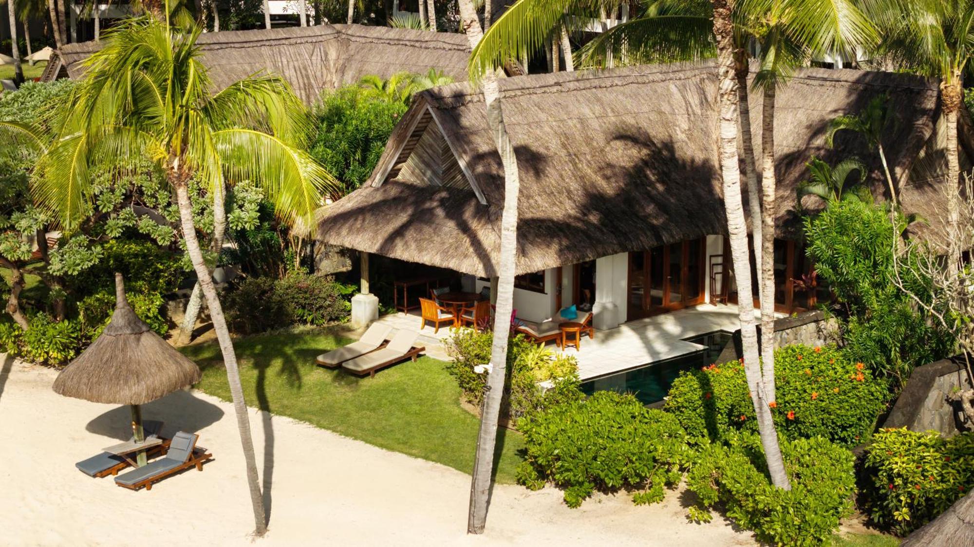 Constance Prince Maurice Poste de Flacq Exteriör bild A villa at the resort